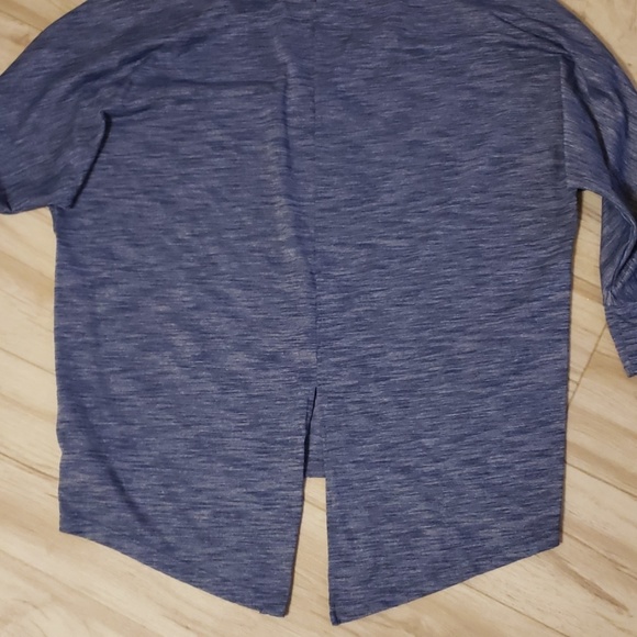 3/$20 Athleta Split Back Blue Dolman Sleeve XXS - Picture 4 of 4